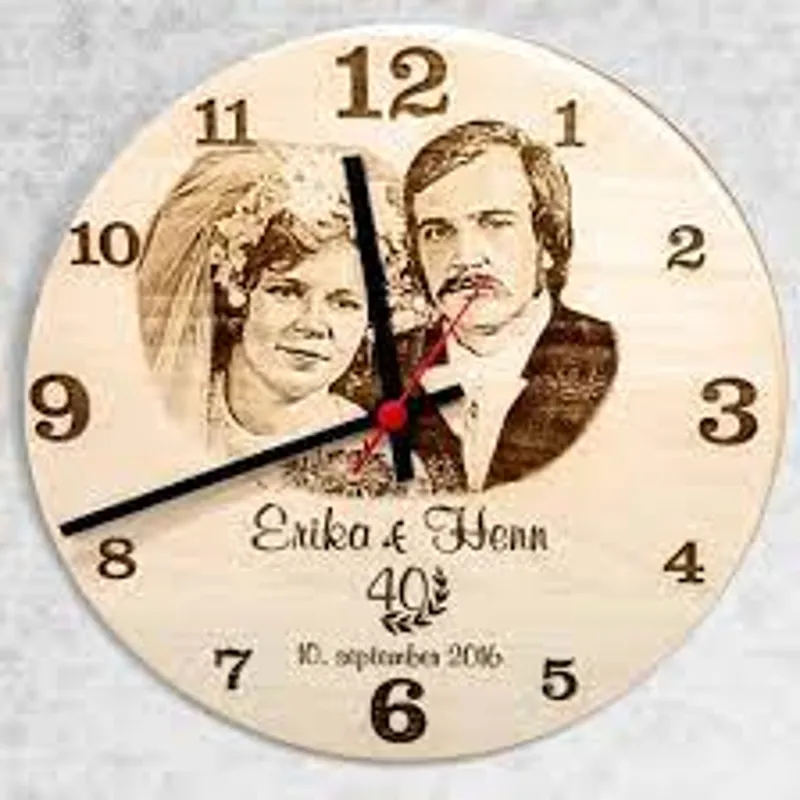 10 Inch Round Wood Engraving Clock